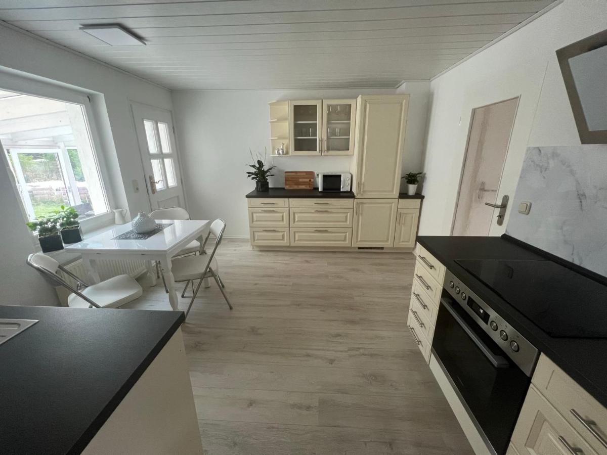 Familienfreundliche Ferienwohnung Mit Wintergarten Badow Экстерьер фото