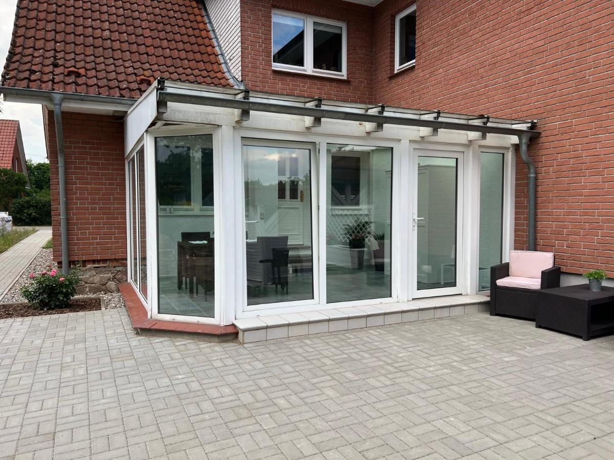 Familienfreundliche Ferienwohnung Mit Wintergarten Badow Экстерьер фото