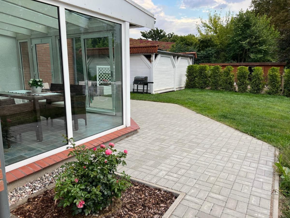 Familienfreundliche Ferienwohnung Mit Wintergarten Badow Экстерьер фото